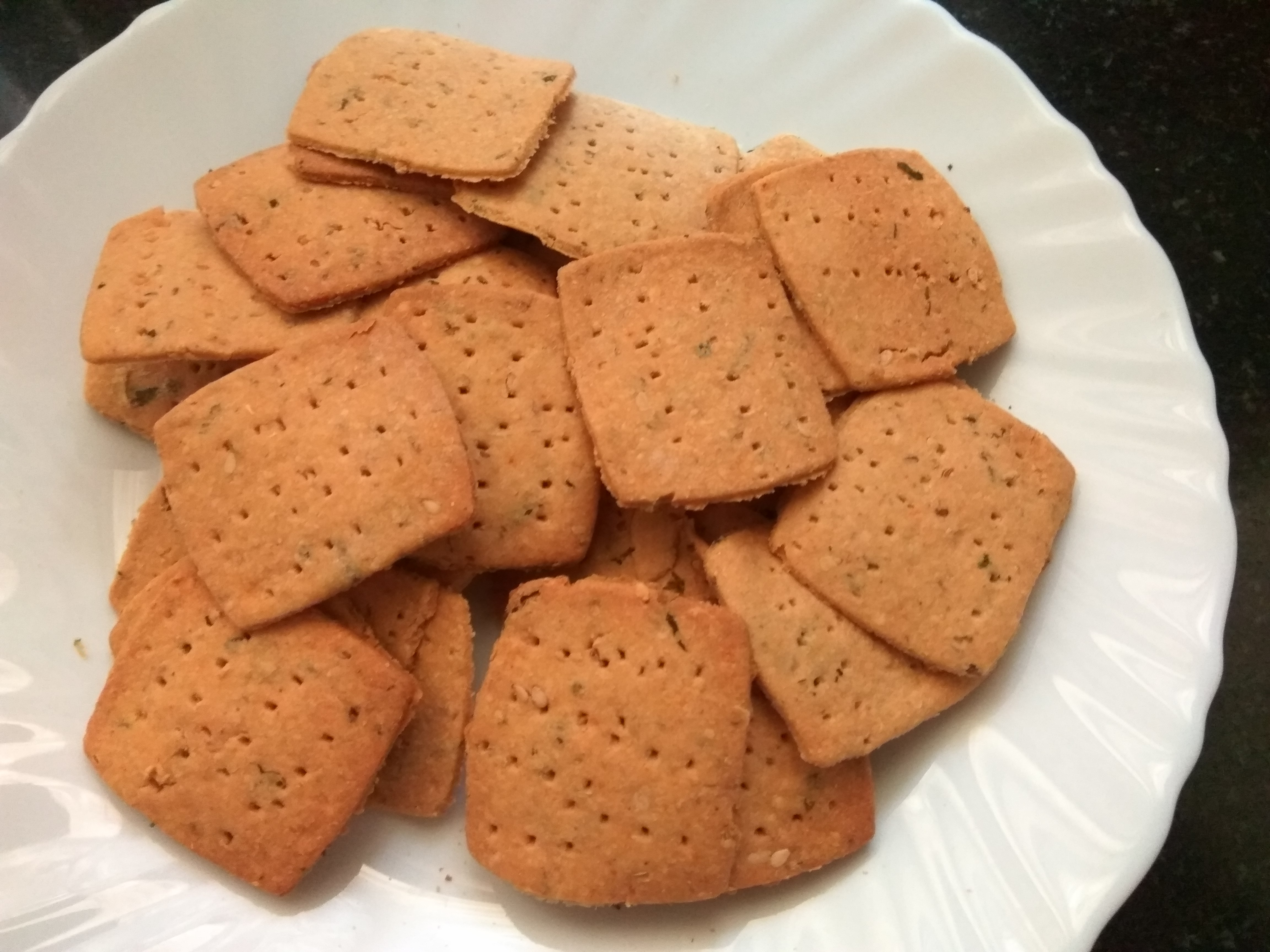 Whole Wheat Crackers - Culinary Labz